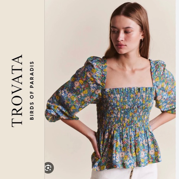 Trovata Tops - LAST CHANCE NWT Trovata Birds of Paradise Alize Blouse in Summer Fields